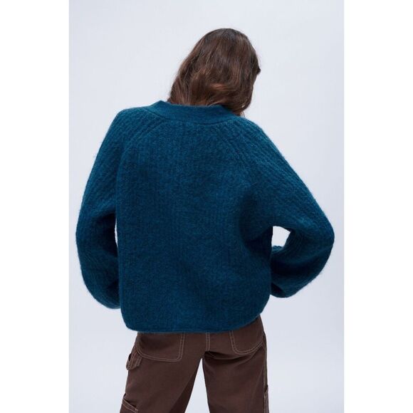 Teal Blue Zara Chunky Knit Button Front V-Neck Cardigan Sweater (NWT) - Picture 5 of 13